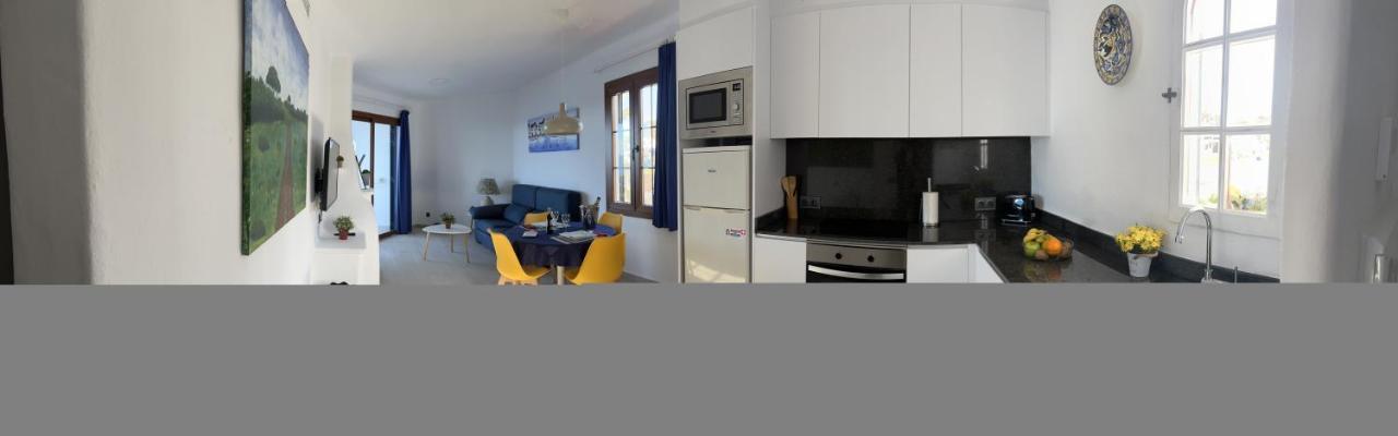 Apartamentos El Bergantin Menorca Club Fornells  Exterior photo